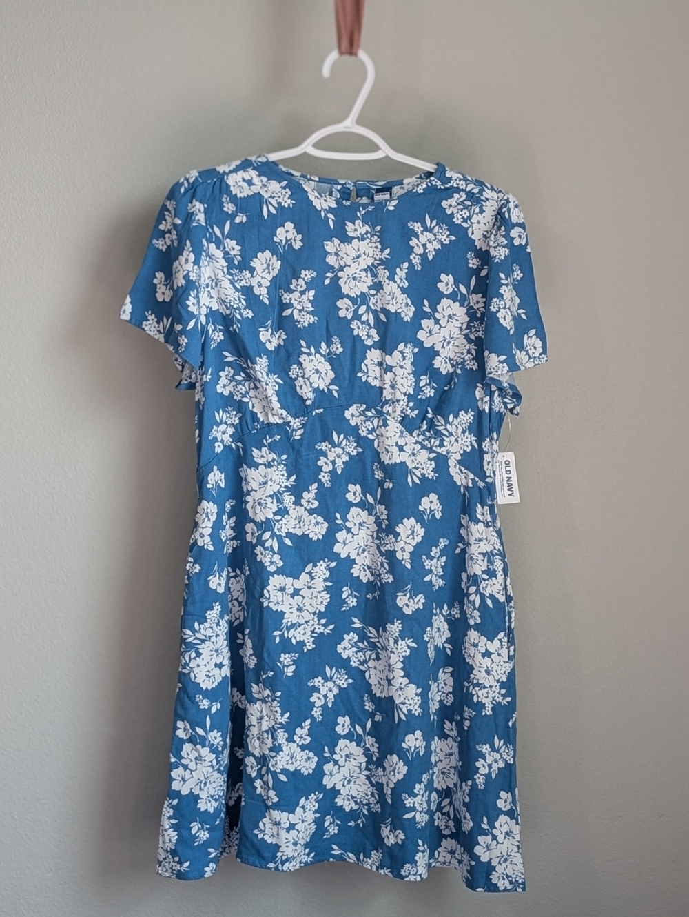 Old Navy Crepe Mini Dress in Bold Floral